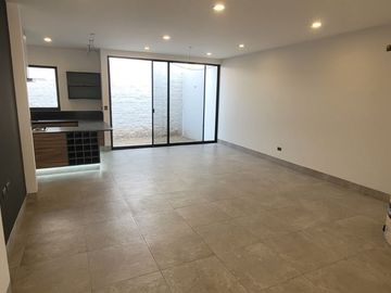 VENDO CASA EN EL MAYORAZGO, LEÓN, GUANAJUATO