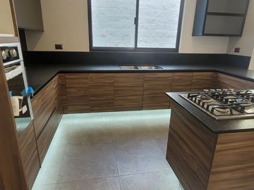 VENDO CASA EN EL MAYORAZGO, LEÓN, GUANAJUATO