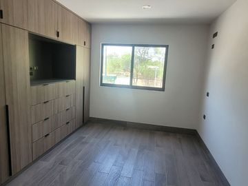 VENDO CASA EN EL MAYORAZGO, LEÓN, GUANAJUATO