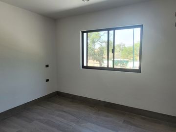 VENDO CASA EN EL MAYORAZGO, LEÓN, GUANAJUATO