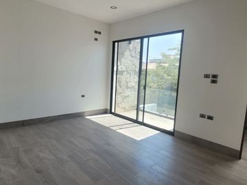 VENDO CASA EN EL MAYORAZGO, LEÓN, GUANAJUATO