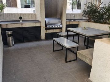 Departamento a 5 minutos del metro Parque los Reyes