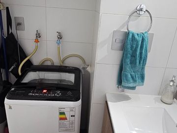 Departamento a 5 minutos del metro Parque los Reyes