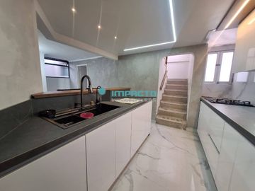 Se arrienda apartamento en el sector de Belén cód. 3882