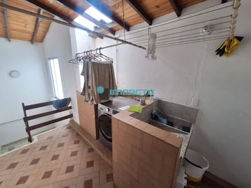 Se arrienda apartamento en el sector de Belén cód. 3882
