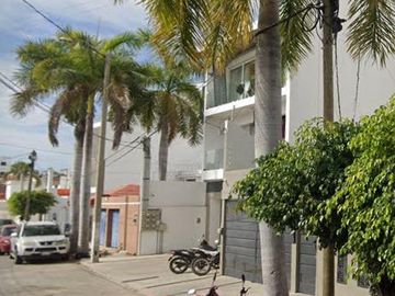 CASA EN COLONIA LAS GAVIOTAS, MAZATLÁN, SINALOA.