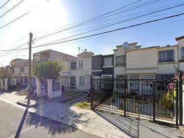 CASA EN OJO DE AGUA, TECÁMAC, URBI