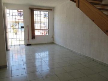 CASA EN OJO DE AGUA, TECÁMAC, URBI