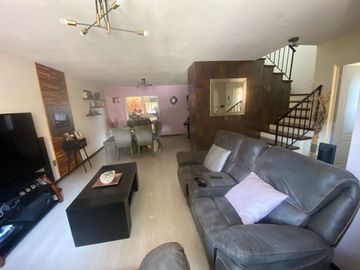 Urbi Hacienda Balboa Casa Con Excedente En bonito Fraccionamiento