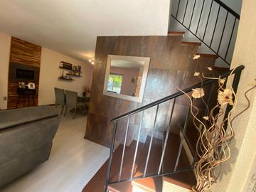 Urbi Hacienda Balboa Casa Con Excedente En bonito Fraccionamiento