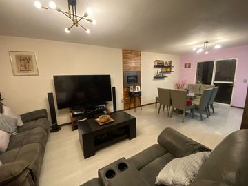 Urbi Hacienda Balboa Casa Con Excedente En bonito Fraccionamiento