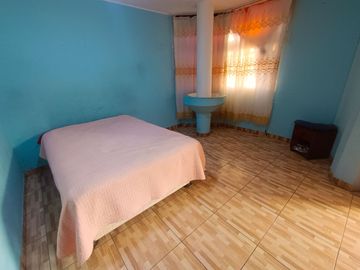SE VENDE CASA DE 2 PISOS CON LOCAL COMERCIAL EN BOCANEGRA CALLAO
