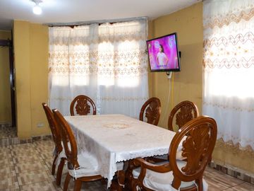 SE VENDE CASA DE 2 PISOS CON LOCAL COMERCIAL EN BOCANEGRA CALLAO