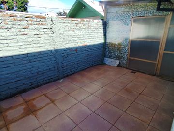 Se vende casa de 3 dormitorios en Linares
