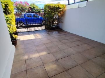 Se vende casa de 3 dormitorios en Linares