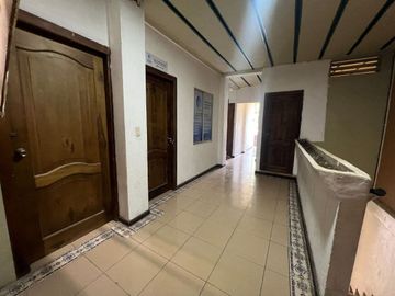 CASA COMERCIAL EN SANTA ISABEL AZUAY EN VENTA
