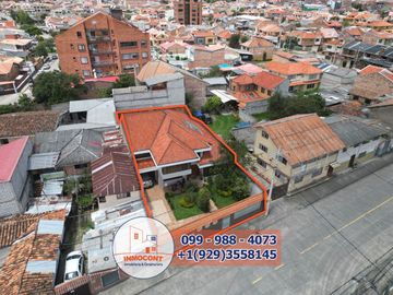 CASA EN VENTA DE 6 DORMITORIOS, Sector Av. Primero de Mayo C1467