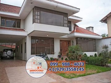 CASA EN VENTA DE 6 DORMITORIOS, Sector Av. Primero de Mayo C1467