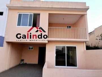 NUEVA 4 RECAMARAS, 1 EN PLANTA BAJA, CISTERNA, CERCA CIRCUITO PRESIDENTES