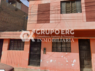 Se Vende Casa Como Terreno en Venta en Ate – 213 M2
