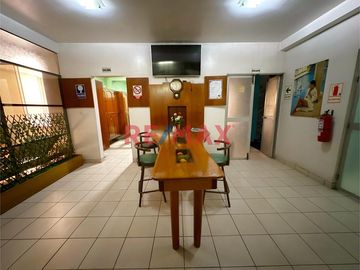 Se Vende Edificio Implementado Para El Giro De Negocio: Bienestar Y Salud