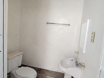CASA ECONOMICA EN COL VIVEROS DE LA LOMA $795,000