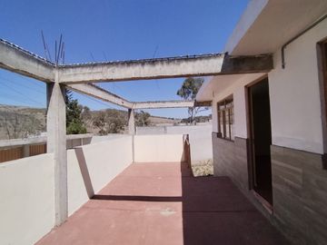 CASA ECONOMICA EN COL VIVEROS DE LA LOMA $795,000