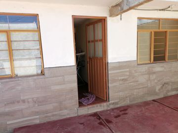 CASA ECONOMICA EN COL VIVEROS DE LA LOMA $795,000
