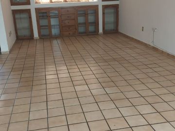 Casa en Venta con super ubicación en Lomas De La Trinidad en León Gto!!!