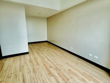 MANHATTAN HEIGHTS 1BR with Balcony For Sale For as Low of 18K Monthly