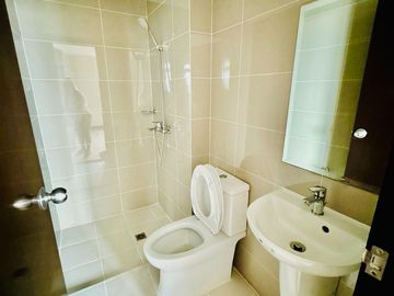 MANHATTAN HEIGHTS 1BR with Balcony For Sale For as Low of 18K Monthly