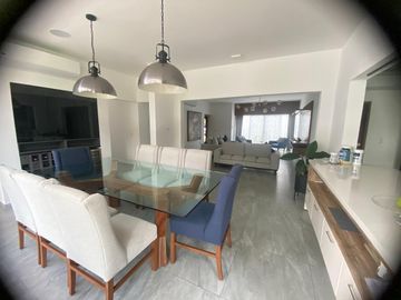 Casa en venta con 3 recamaras y alberca en Lagos del Sol  Cancun