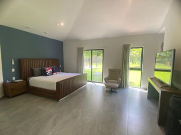 Casa en venta con 3 recamaras y alberca en Lagos del Sol  Cancun