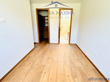 Casa Nueva en Venta Levana Residencial Av Inglaterra Zapopan