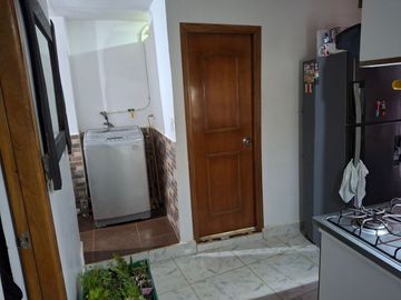 VENDO APARTAMENTO DE PRIMER PISO EN BARBOSA ANTIOQUIA.