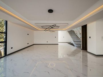 VENTA DE CASA NUEVA RESIDENCIAL EN LOMAS DE ANGELOPOLIS III, PUEBLA GRAN RESERVA