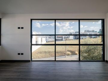 VENTA DE CASA NUEVA RESIDENCIAL EN LOMAS DE ANGELOPOLIS III, PUEBLA GRAN RESERVA