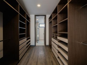 VENTA DE CASA NUEVA RESIDENCIAL EN LOMAS DE ANGELOPOLIS III, PUEBLA GRAN RESERVA