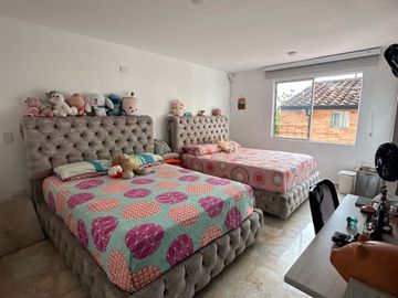 VENDO CASA ESQUINERA EN CONJUNTO TESORO DEL CACIQUE EN BUCARAMANGA