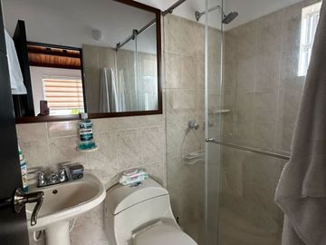 VENDO CASA ESQUINERA EN CONJUNTO TESORO DEL CACIQUE EN BUCARAMANGA