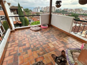 VENDO CASA ESQUINERA EN CONJUNTO TESORO DEL CACIQUE EN BUCARAMANGA