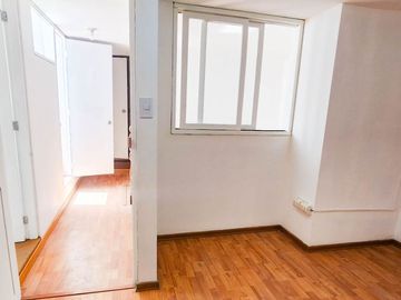 VENTA DE ACOGEDORA CASA FRENTE A PARQUE EN LA MEJOR ZONA DE SURCO