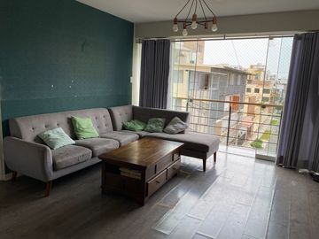 VENTA DE DEPARTAMENTO DUPLEX 4TO PISO URB. SANTA EDELMIRA