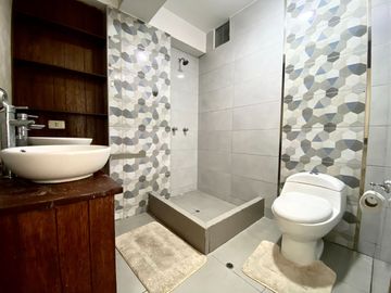 VENTA DE DEPARTAMENTO DUPLEX 4TO PISO URB. SANTA EDELMIRA