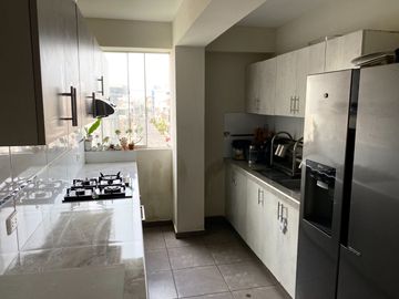 VENTA DE DEPARTAMENTO DUPLEX 4TO PISO URB. SANTA EDELMIRA