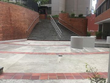 En Venta Amplio Departamento Gónzales Suárez