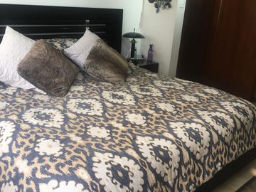 En Venta Amplio Departamento Gónzales Suárez