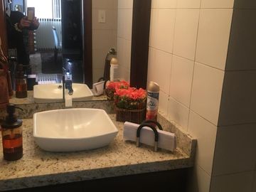 En Venta Amplio Departamento Gónzales Suárez
