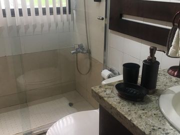 En Venta Amplio Departamento Gónzales Suárez
