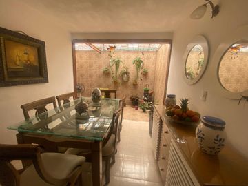 Venta de hermosa casa en Quintas de las Américas